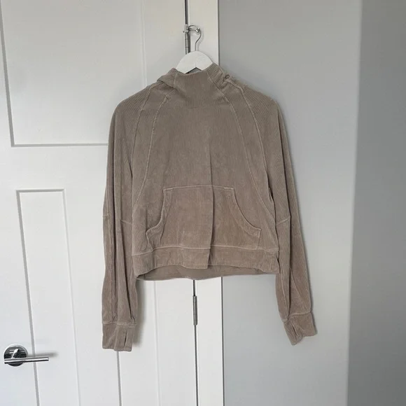 Lululemon Scuba - Picture 3 of 3